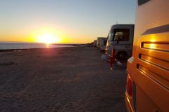 1_RVs-on-the-beach